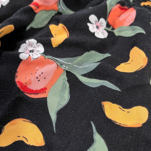 Two Wide-cut H&M Pants and two H&M bow-detail tops, 9-10Y - Picture 6 of 11